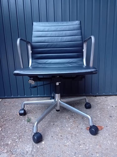 Vitra eames ea117 - eames,